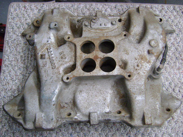 Attached picture 1966 440 intake.jpg